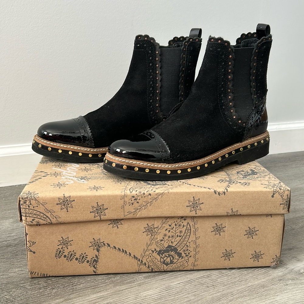 FREE PEOPLE ATLAS CHELSEA BOOT